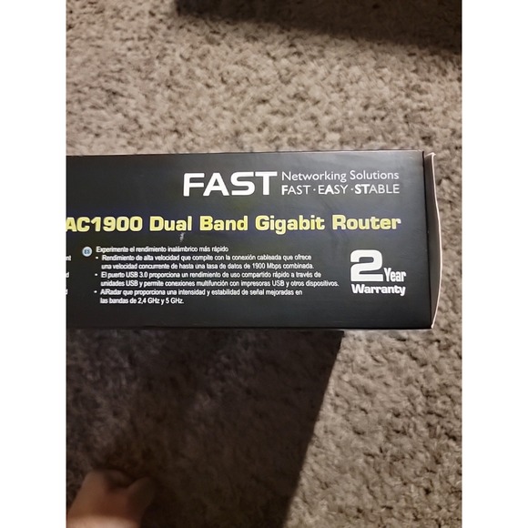 ASUS Router (RT-AC68R)   Wireless-AC1900‎ Dual-Band Gigabit Router - Picture 11 of 12